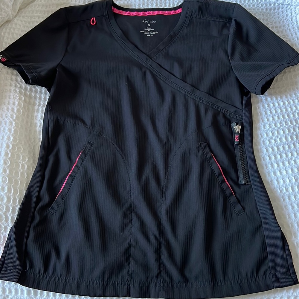 Women's Black Scrub Top with Pink Trim